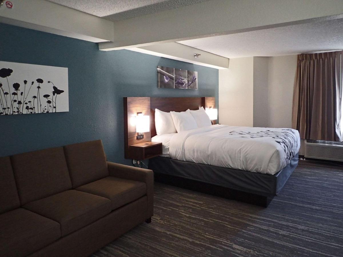 Sleep Inn & Suites California Exterior photo